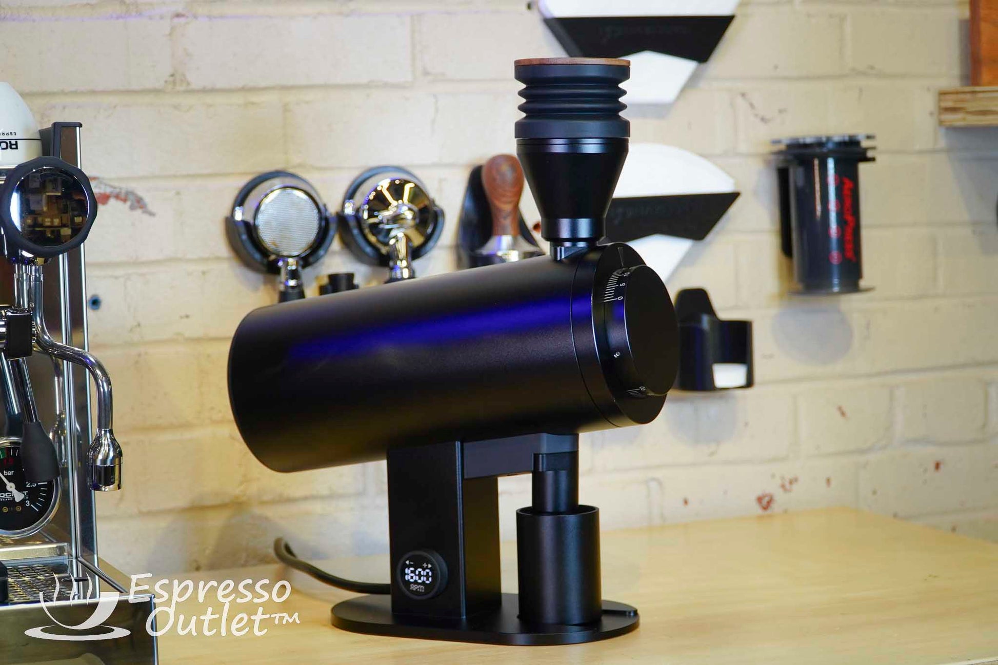 Turin DF83V v3 Variable Speed Coffee / Espresso Grinder - Naomi Joe Coffee