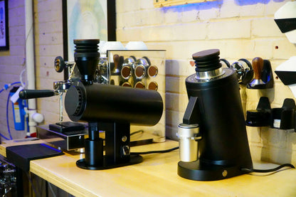 Turin DF83V v3 Variable Speed Coffee / Espresso Grinder - Naomi Joe Coffee